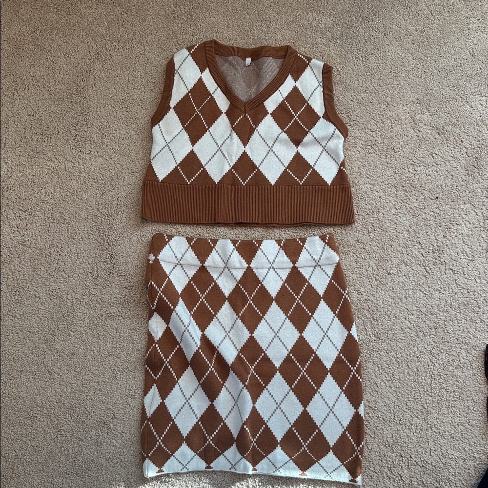 Emmiol Brown and White Argyle Knit Set